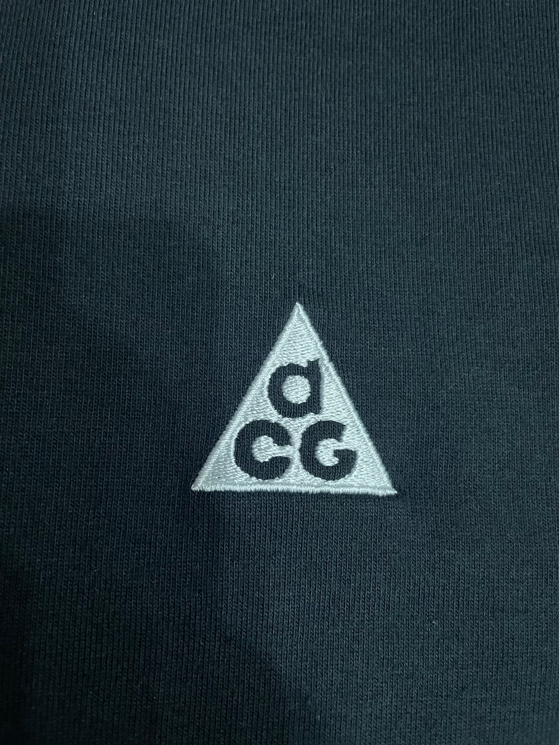 나이키 ACG 블랙 반팔 티셔츠 상품이미지3