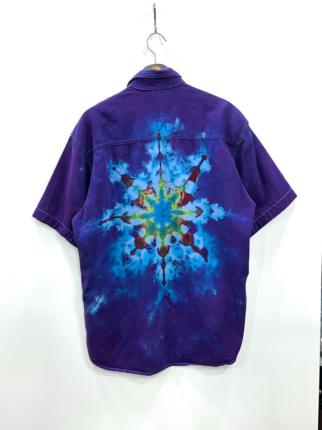 칼하트 퍼플 타이다잉 반팔셔츠 L 상품이미지6