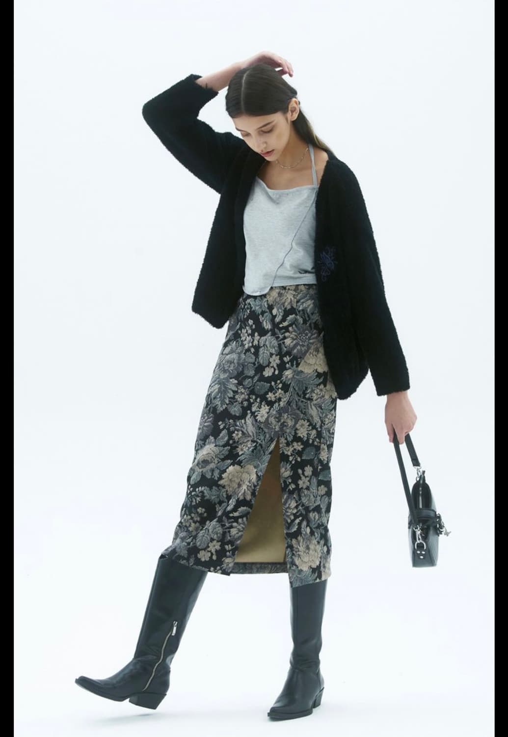 팬시클럽 플라워 패턴 슬릿 롱스커트 (블랙) 미사용품 상품이미지1