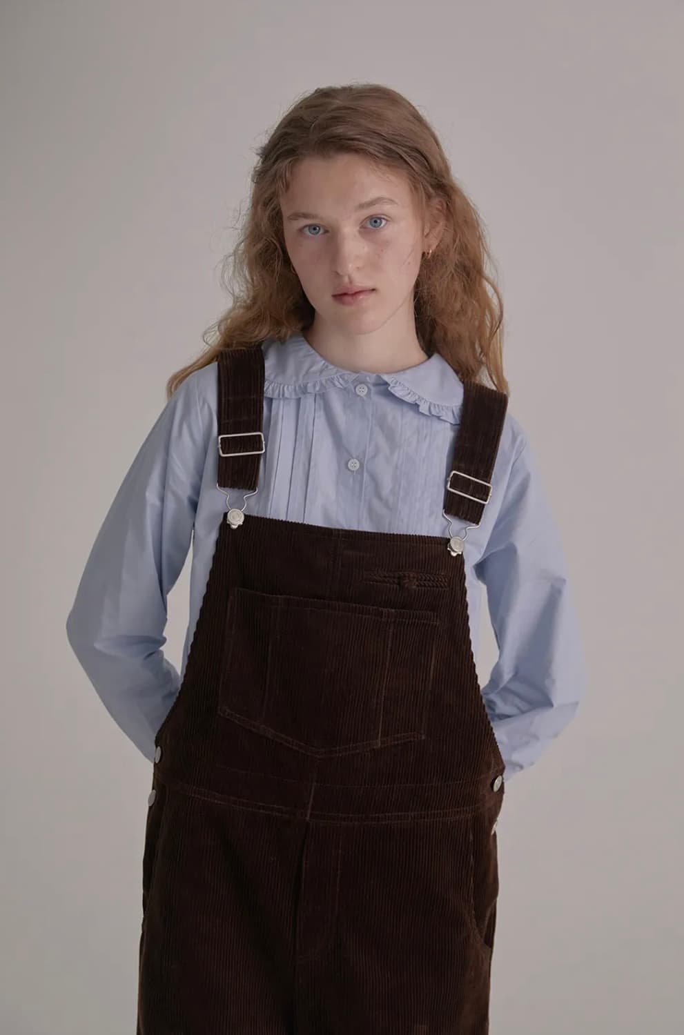 오버듀플레어 코듀로이 오버롤 브라운 상품이미지1