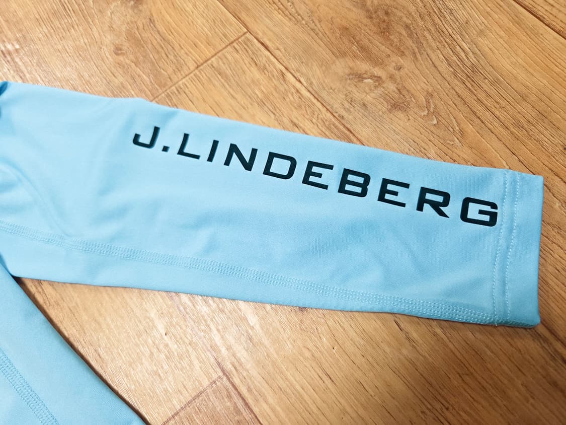 제이린드버그(J.LINDEBERG) 아사 소프트 컴프레션 골프탑 55 상품이미지6