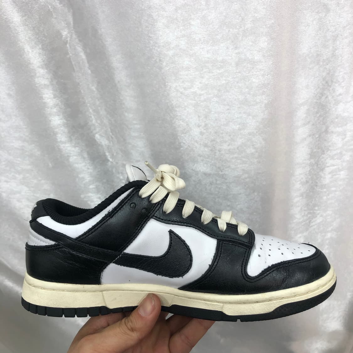 나이키 덩크로우 빈티지 블랙 앤 화이트 스니커즈 240사이즈  상품이미지4