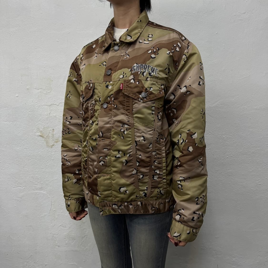 슈프림 X 리바이스 19fw week9 초콜릿칩 카모 퀄팅 트러커 자켓 상품이미지1