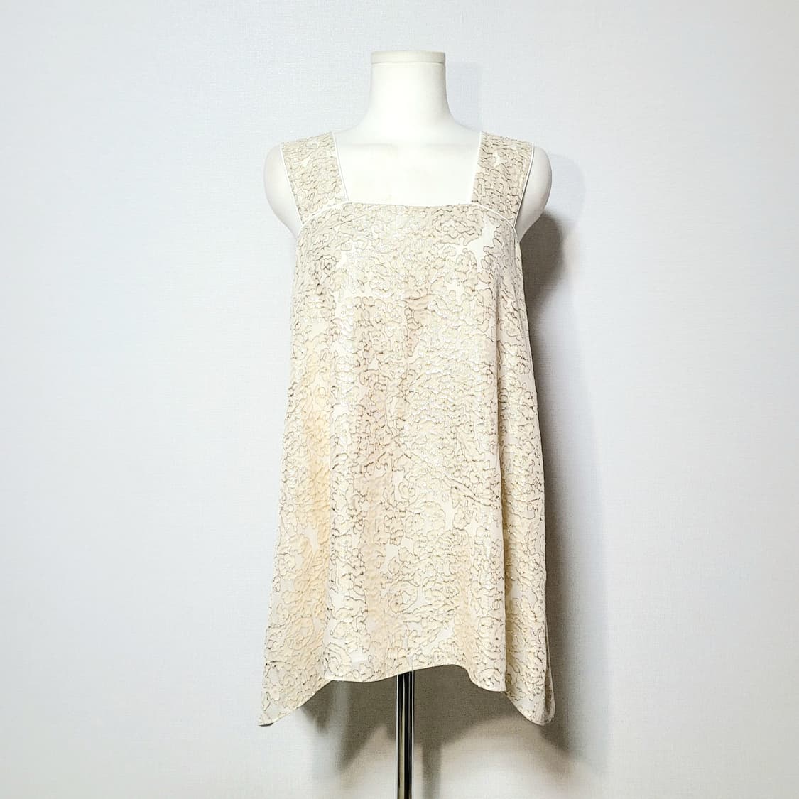 마시모두띠 금사 시퀸 슬리브리스 (표기42/44-66) 상태최상/1회착 상품이미지2