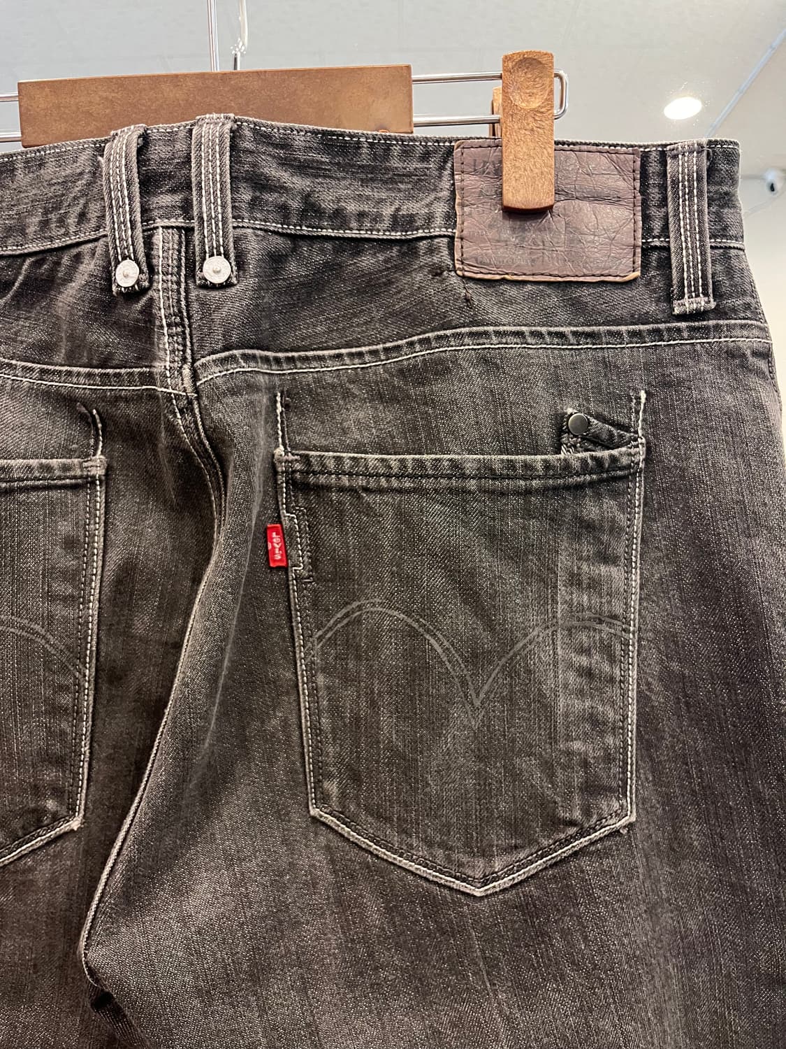 00s Levis 리바이스 흑청 데님 팬츠 (36inch) 상품이미지7