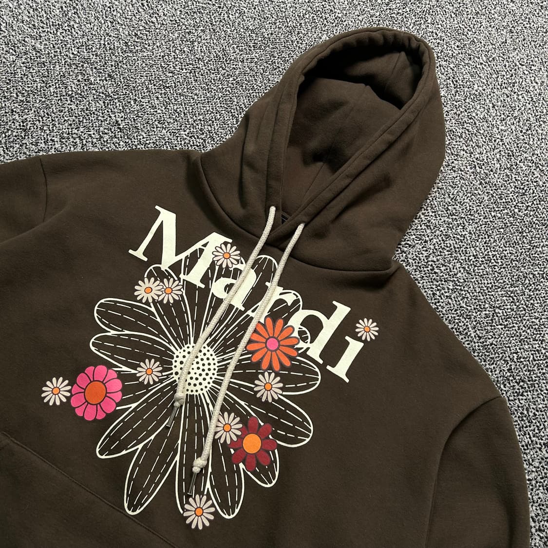 마르디 메크르디 플라워로고 브라운 후드티 상품이미지2