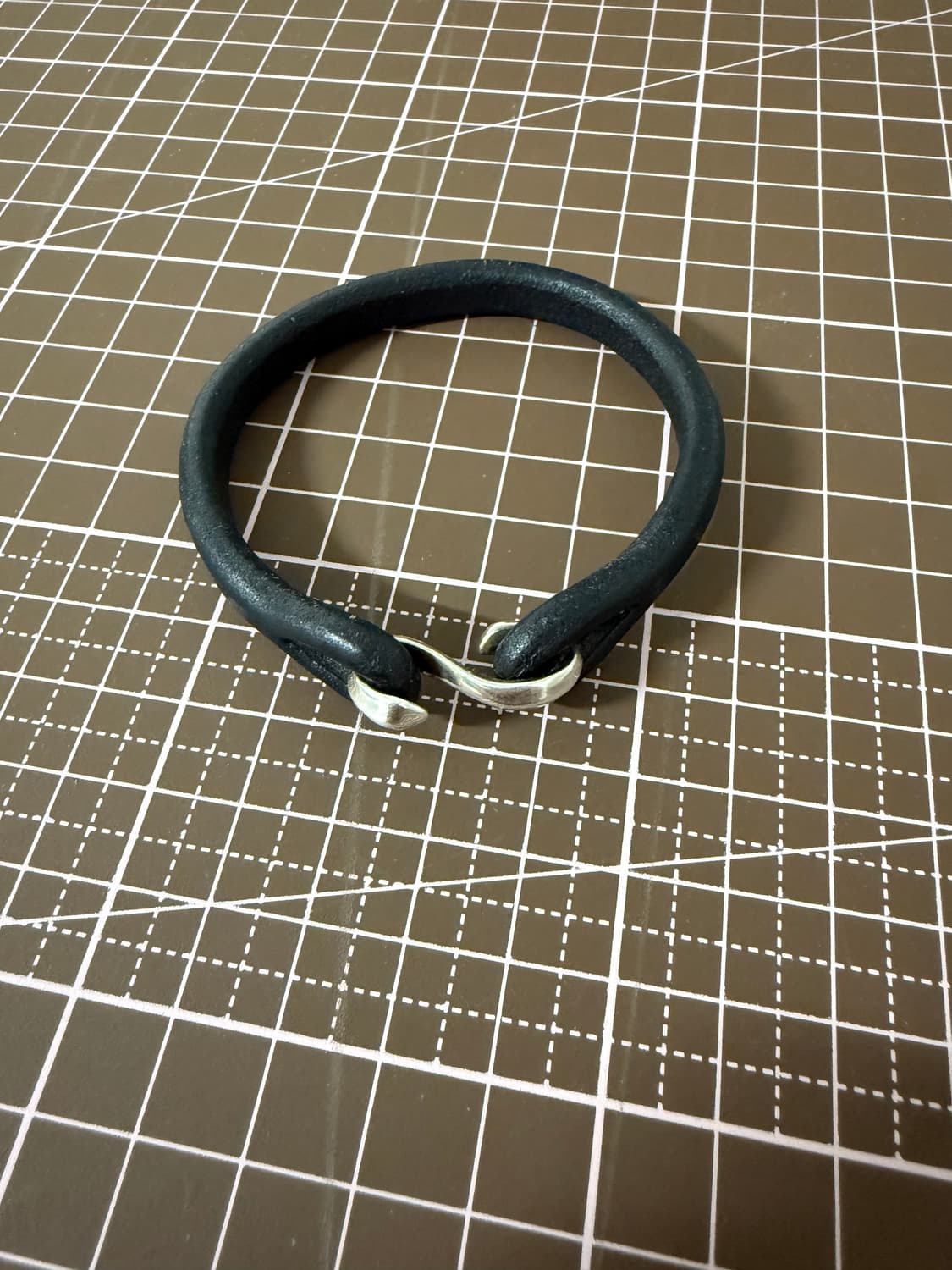 [os] 플랫헤드 가죽&실버 팔찌 블랙 상품이미지4