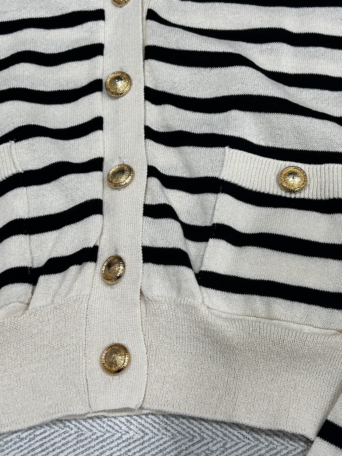 유메르 UMER 스트라이프 세미크롭 가디건 상품이미지6