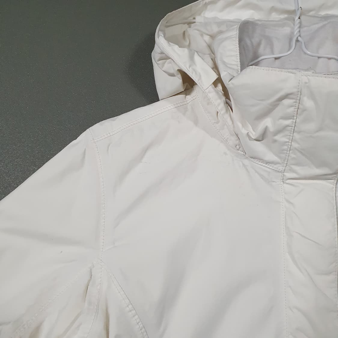 여성 S) 노스페이스 하이벤트 화이트 바람막이 후드 마운틴 윈드 자켓 상품이미지4