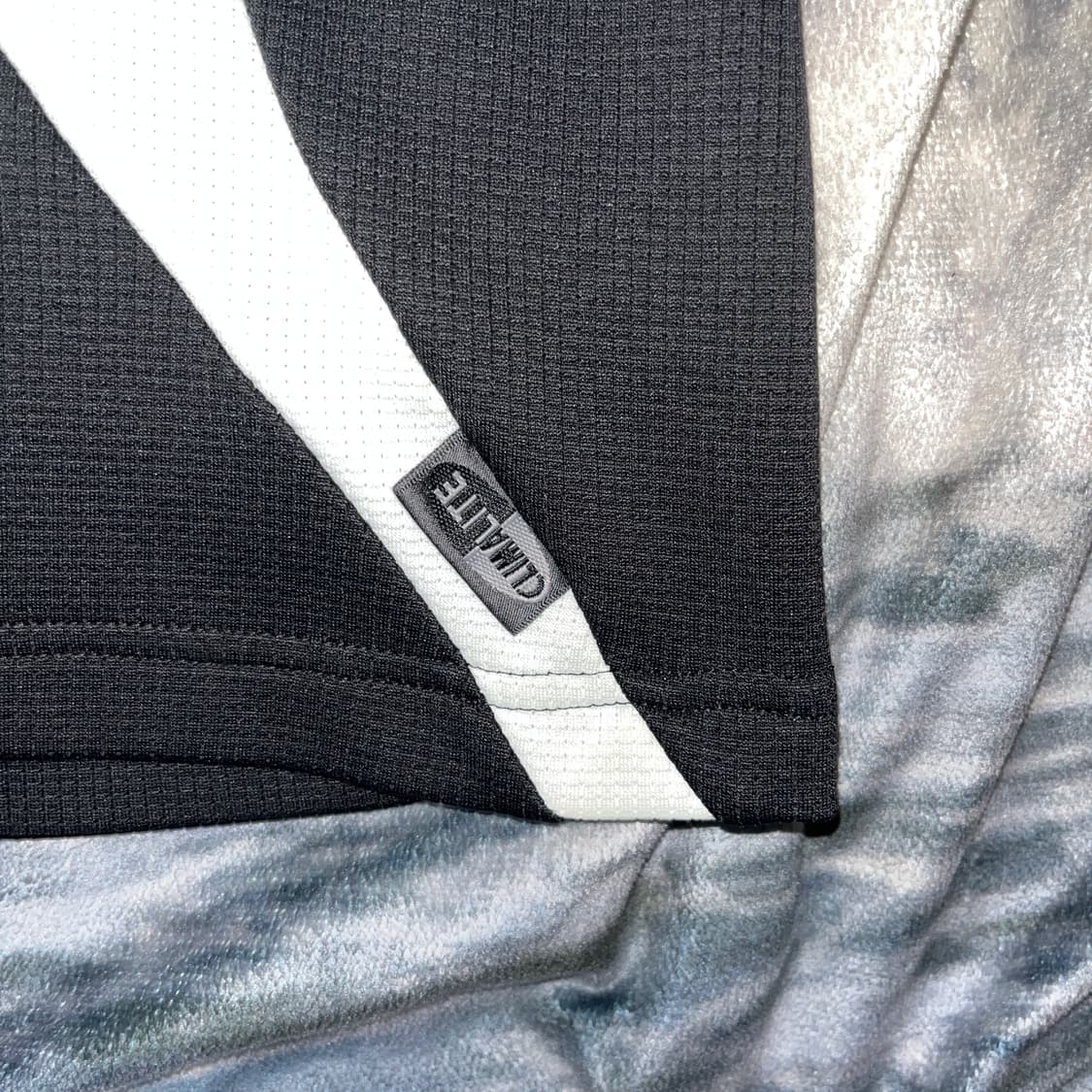 Adidas Black&White Button Shirt 상품이미지3