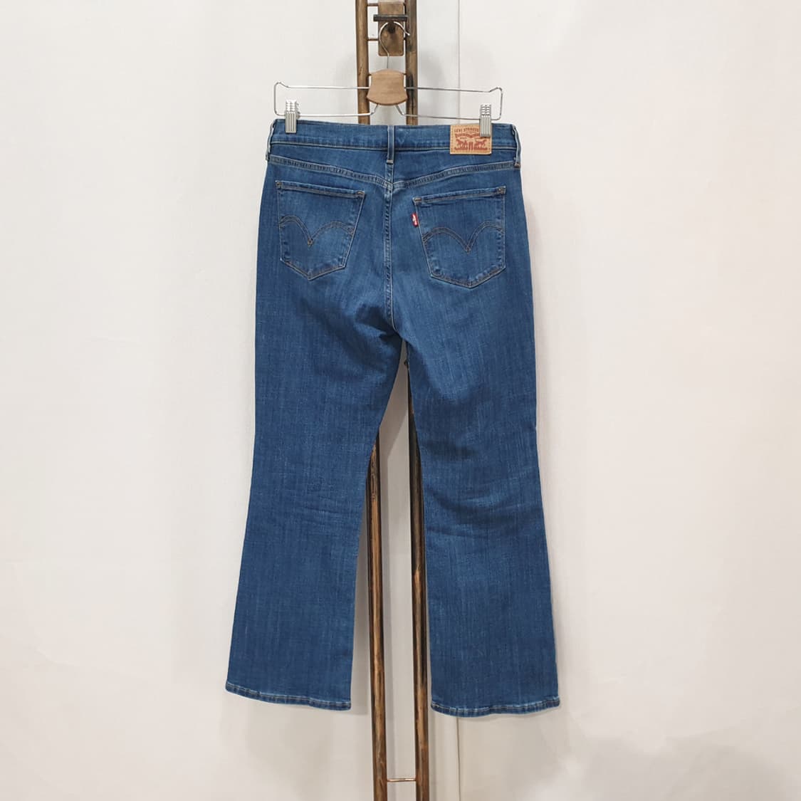 리바이스 여성 클래식 부츠컷 진 청바지 29 상품이미지4