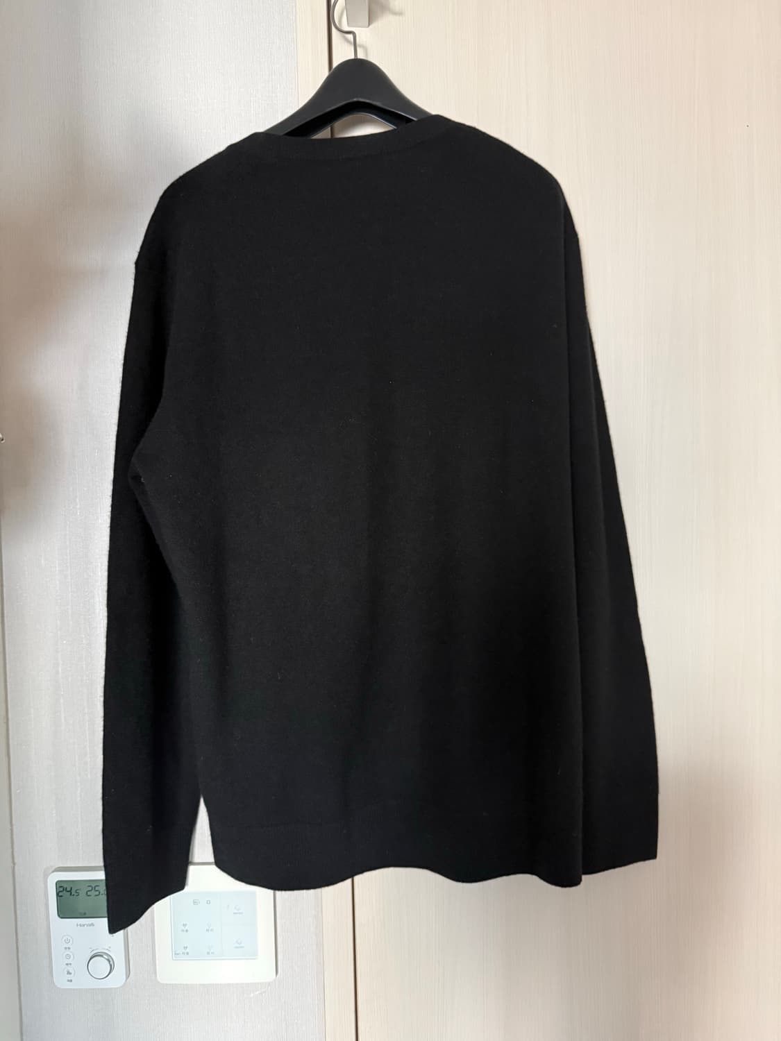 유니클로 캐시미어 크루넥 니트 상품이미지2