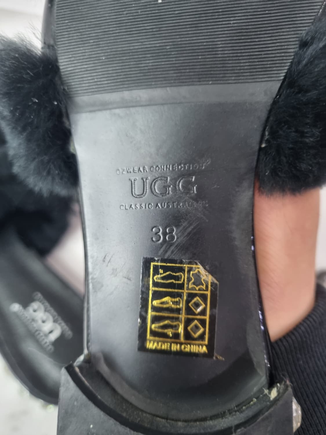 어그 38 브로치 슬리퍼 상품이미지5