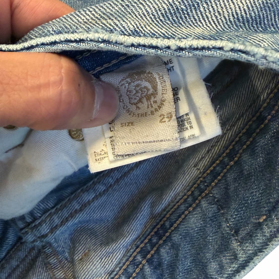 디젤 자티니 부츠컷 데님팬츠 상품이미지7