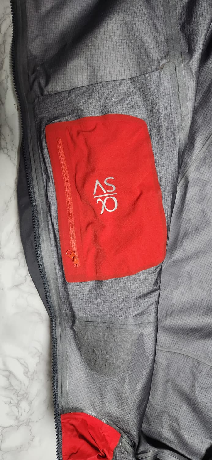 아크테릭스 알파 sv 파일럿 그레이 바람막이 후드 자켓 상품이미지7