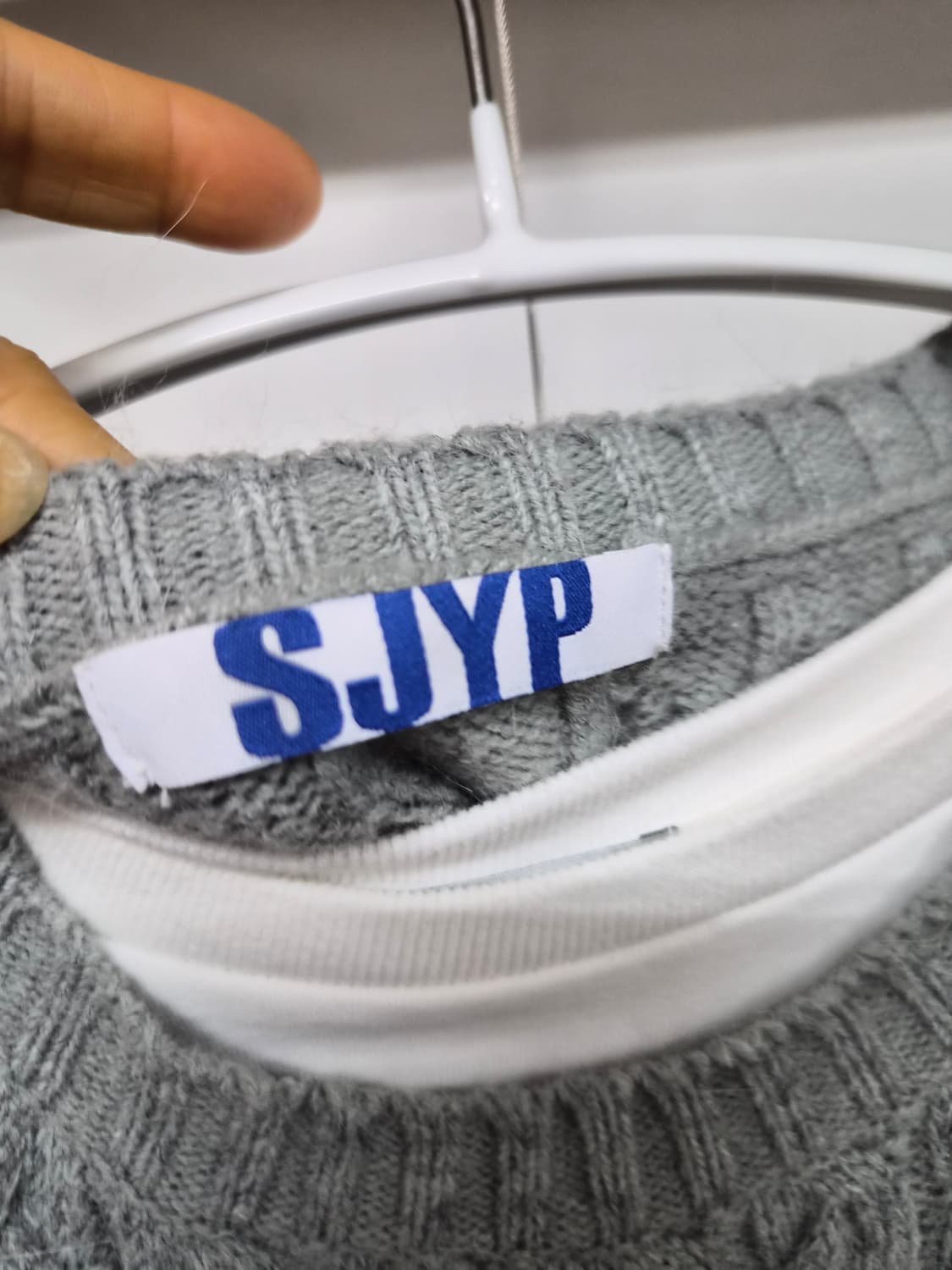 타미힐피거 icons 조거팬츠. SJYP 케이블 니트 베스트 상품이미지10