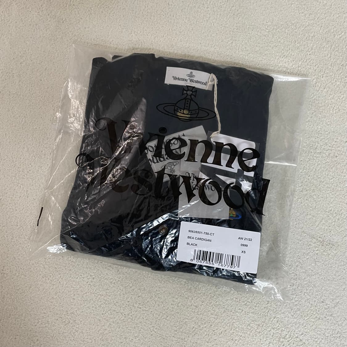 새상품-비비안웨스트우드 BEA 라나울 가디건 상품이미지10