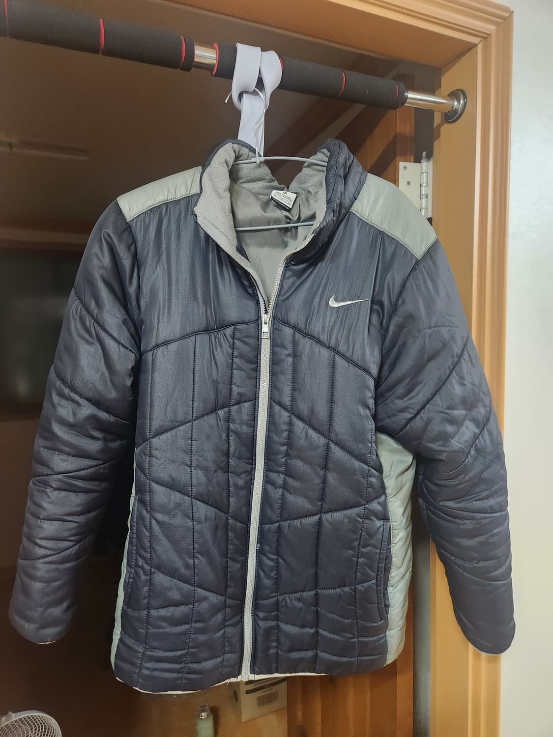 나이키 경량패딩 상품이미지1