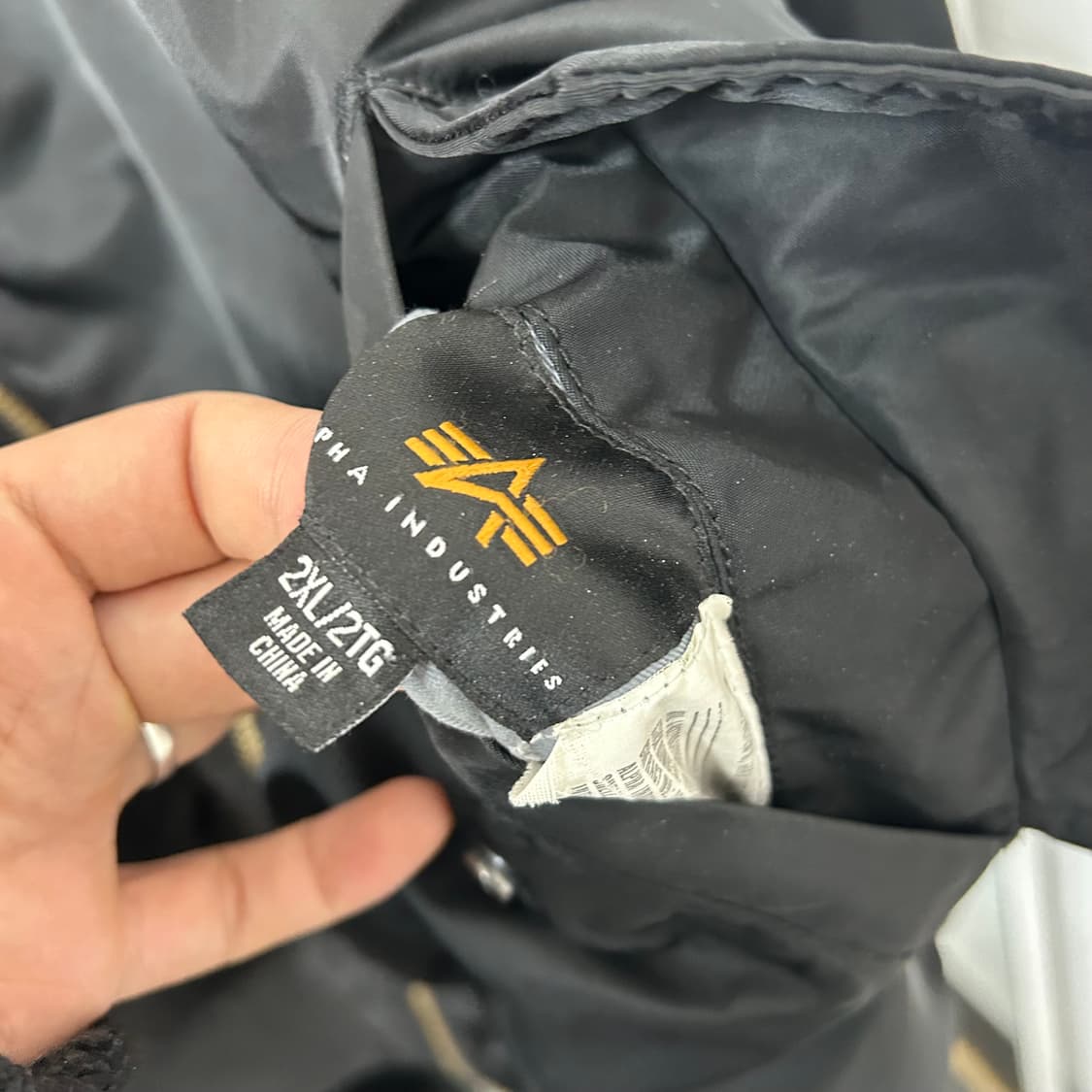 알파인더스트리 리버시블 MA-1 자켓 상품이미지10