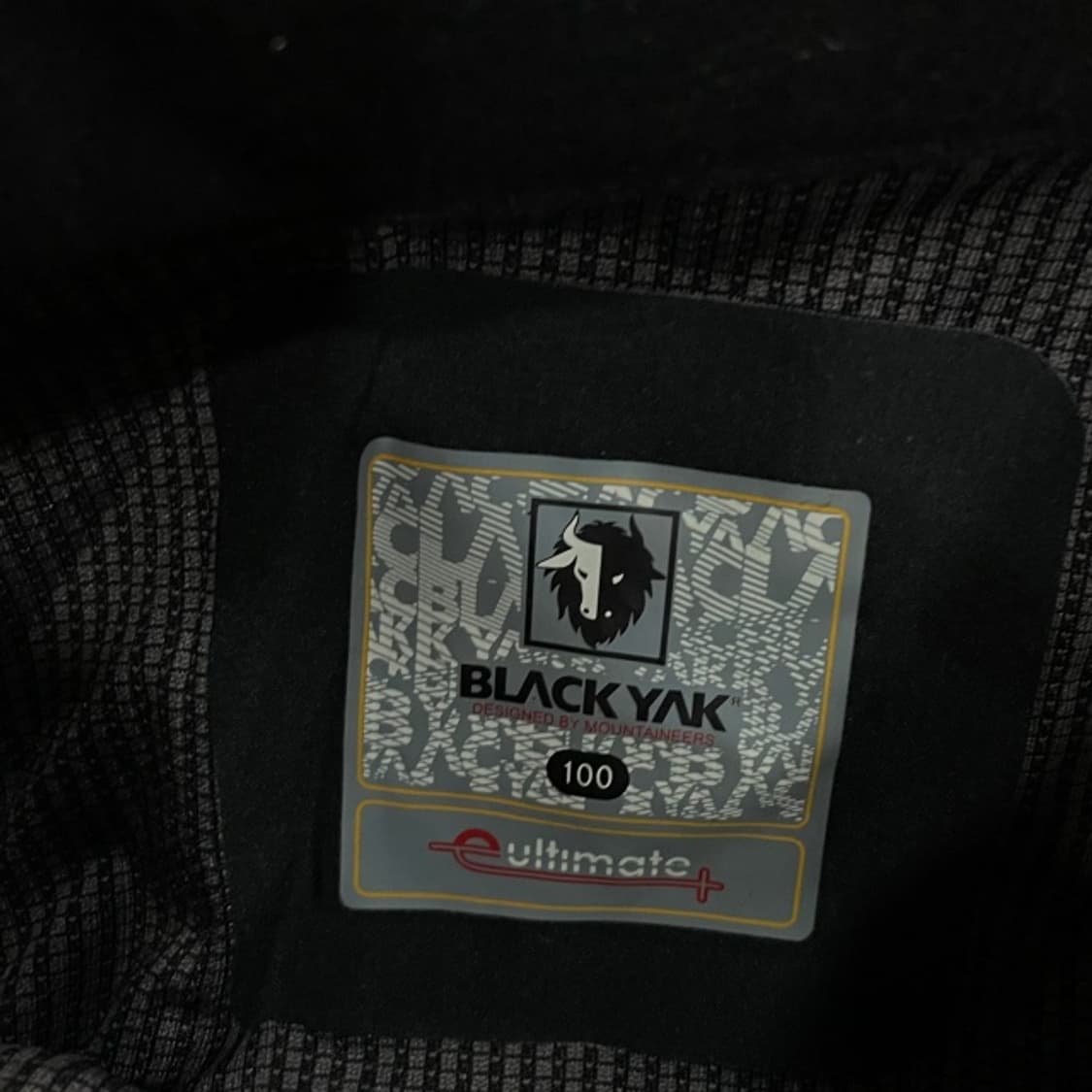 100 블랙야크 바람막이 상품이미지3