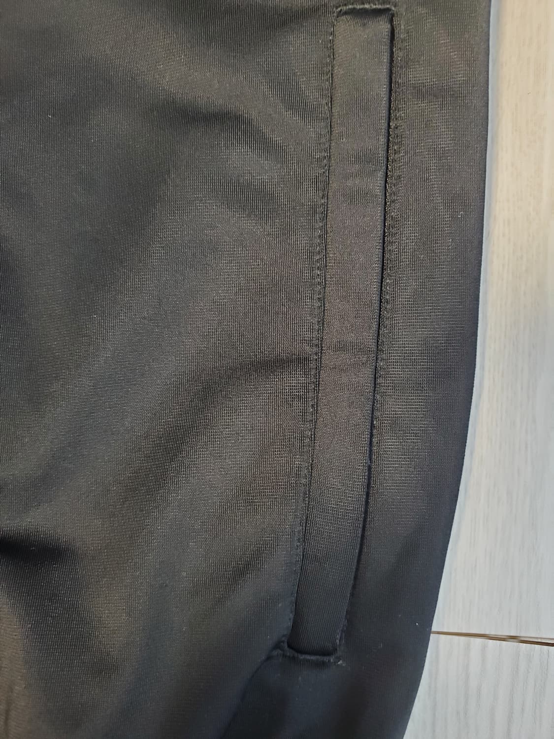 새상품급)아디다스 오리지널 슈퍼스타 DMC 트랙탑 집업 저지 GK0657 상품이미지6