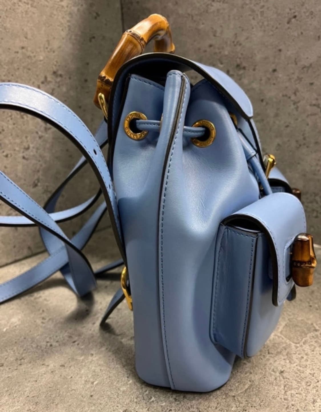 구찌 백팩 뱀부 라이트블루 새상품 상품이미지3