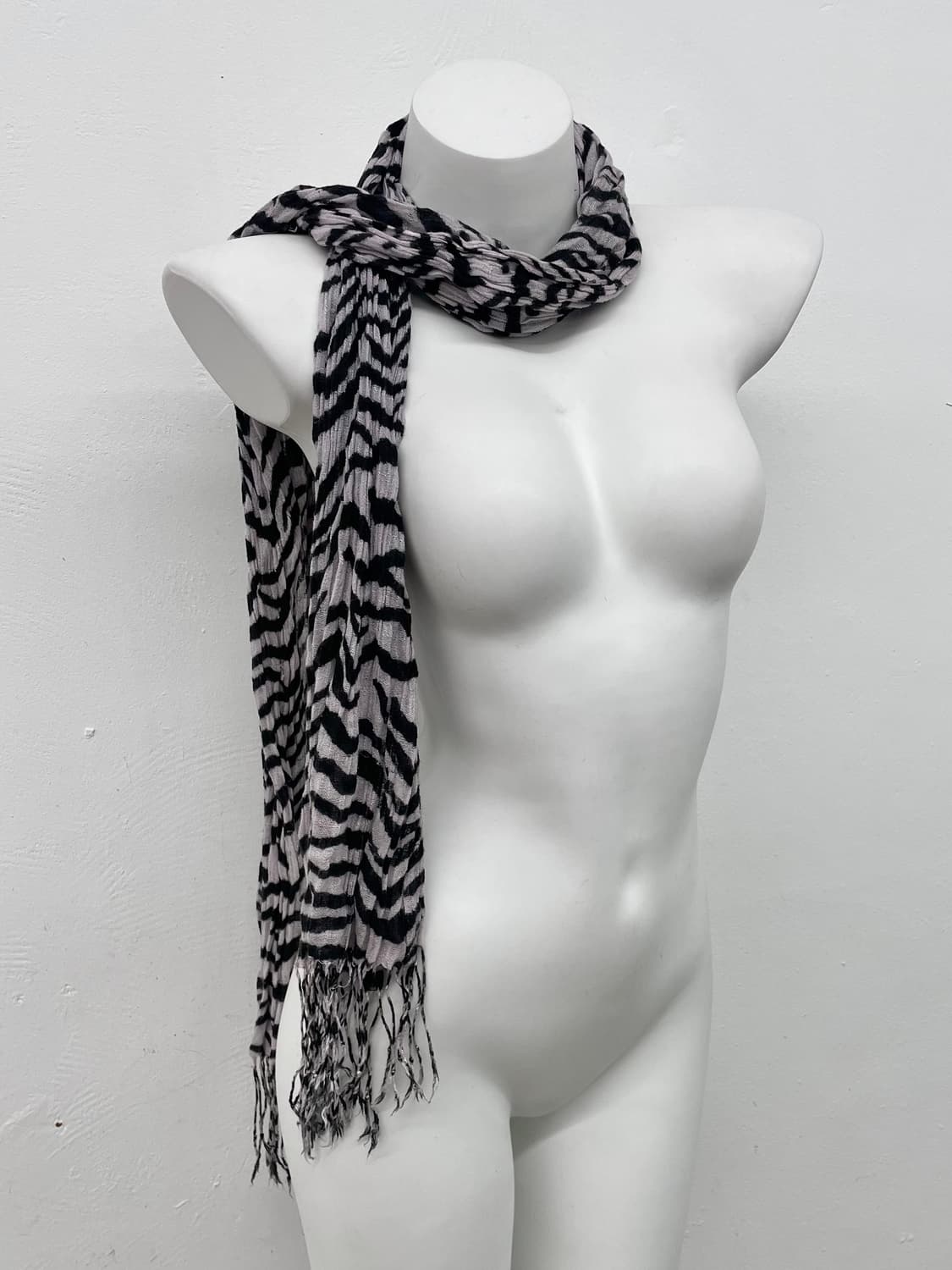 펑크 지브라 수술 머플러  상품이미지3