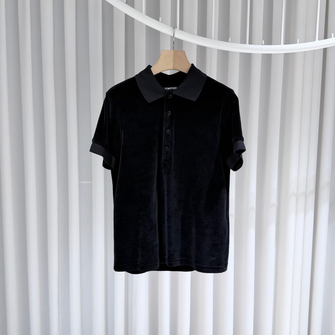 (A+/48) / 톰포드 블랙 벨벳 벨루어 폴로 반팔 티셔츠 상품이미지1