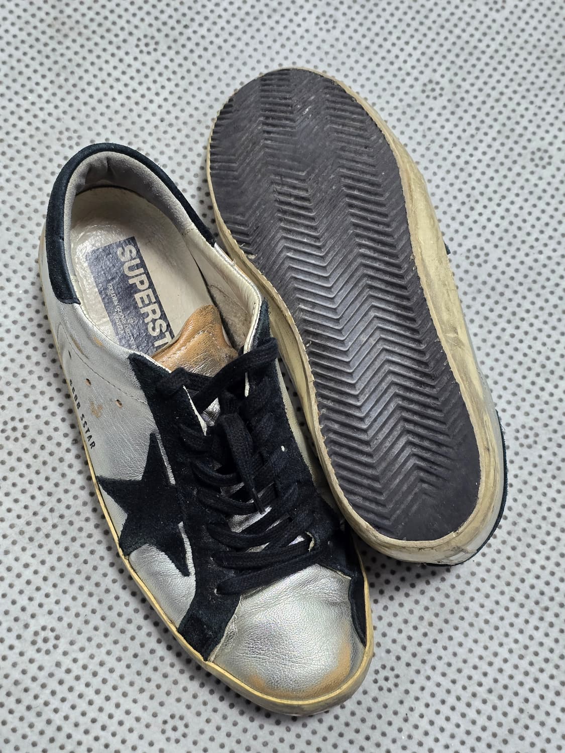 골든구스 슈퍼스타 실버블랙 스니커즈 42사이즈 상품이미지6