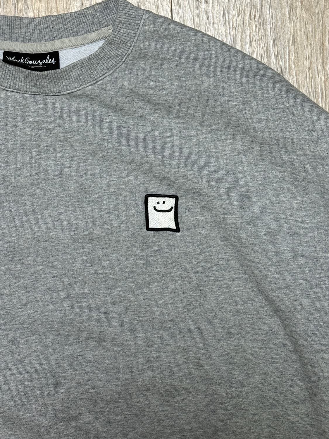 마크곤잘레스 맨투맨 팝니다 상품이미지2