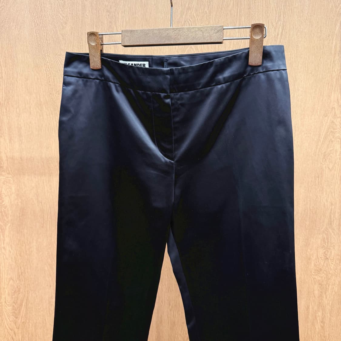 질샌더 슬랙스 히든 클로징 미니멀 디자인 후면 포켓 디테일 네이비 상품이미지4