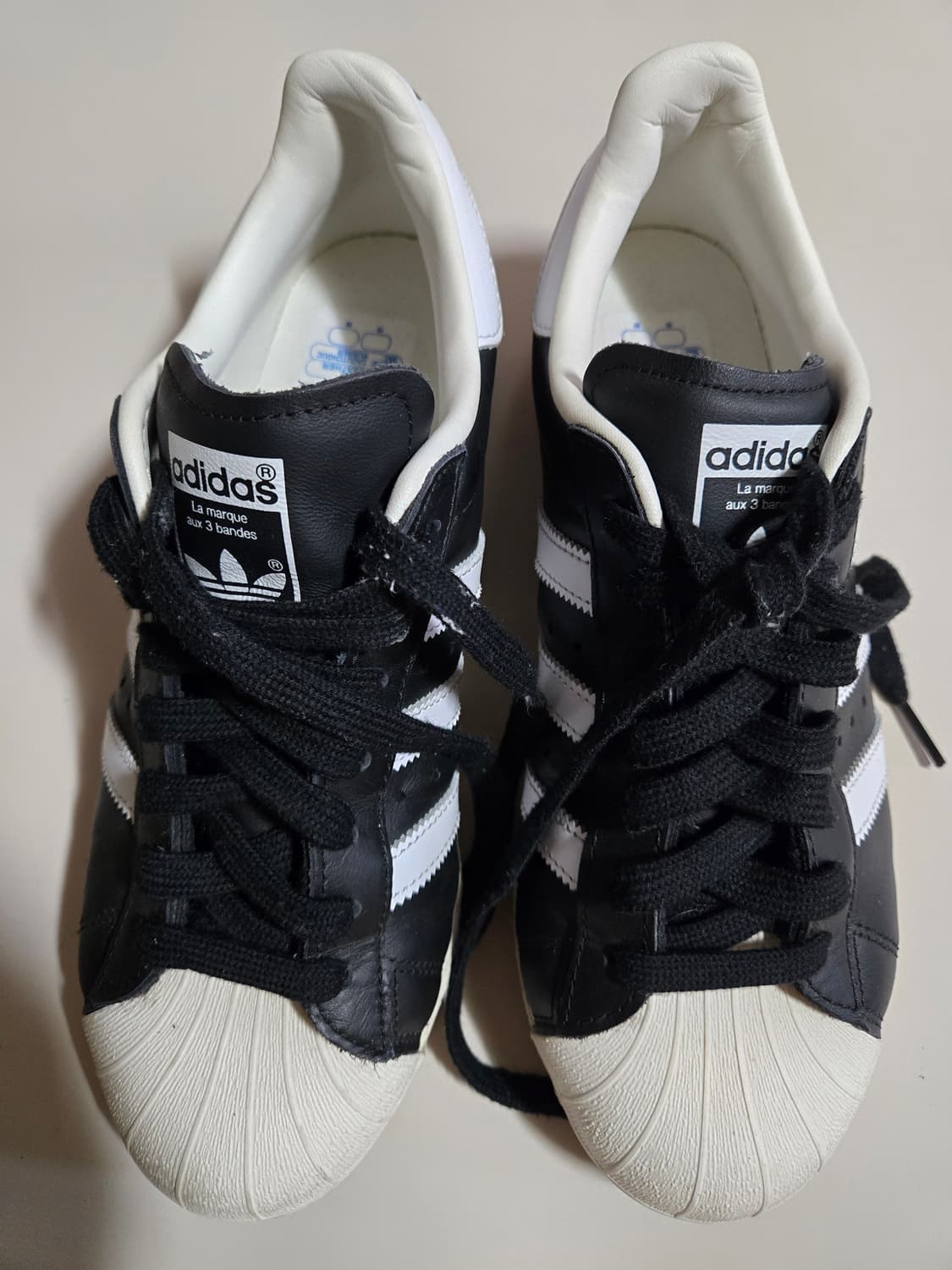 슈퍼스타 82 코어 블랙 ID5960 상품이미지2