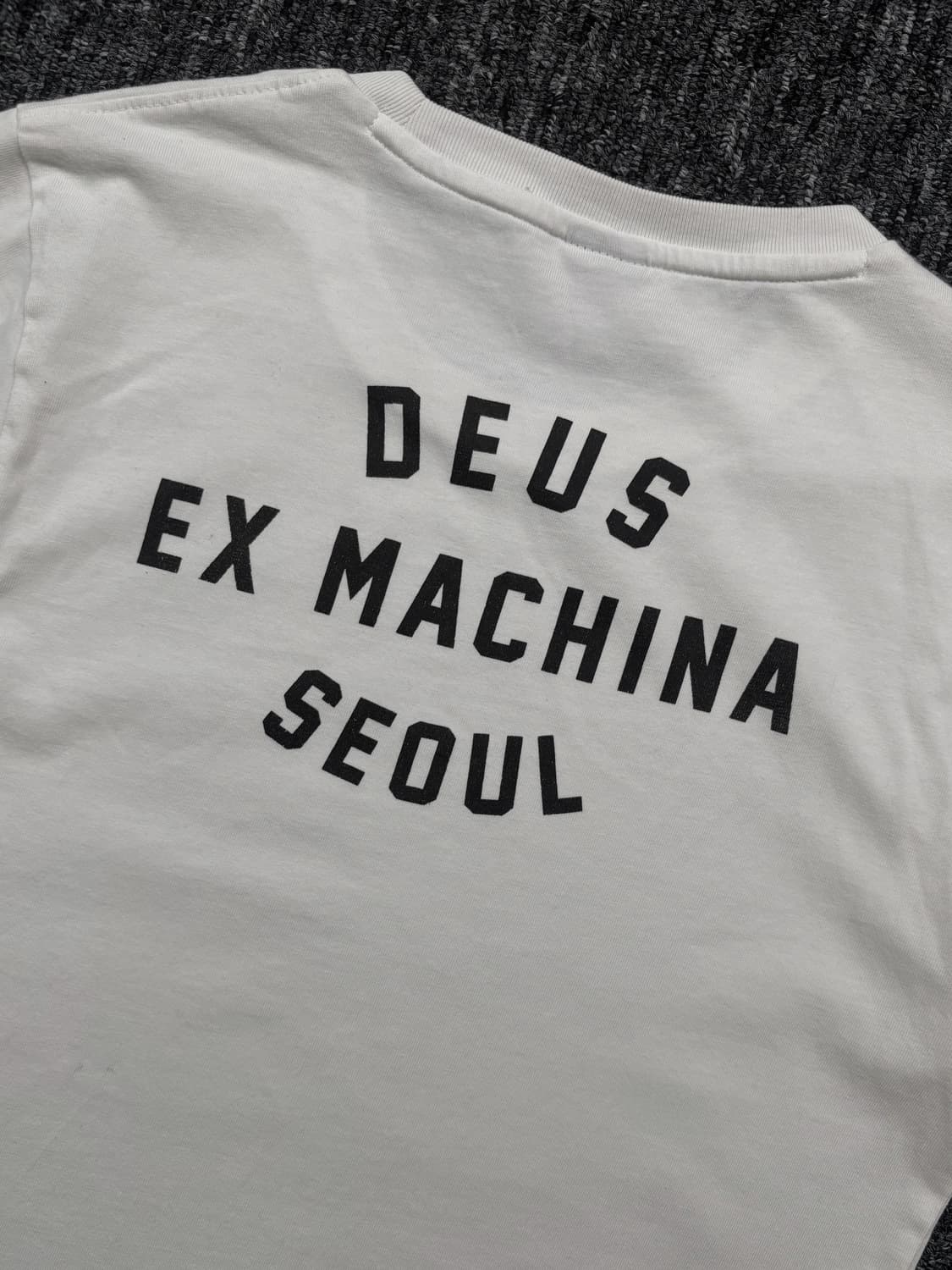 데우스 엑스 마키나 서울 화이트 반팔 상품이미지6
