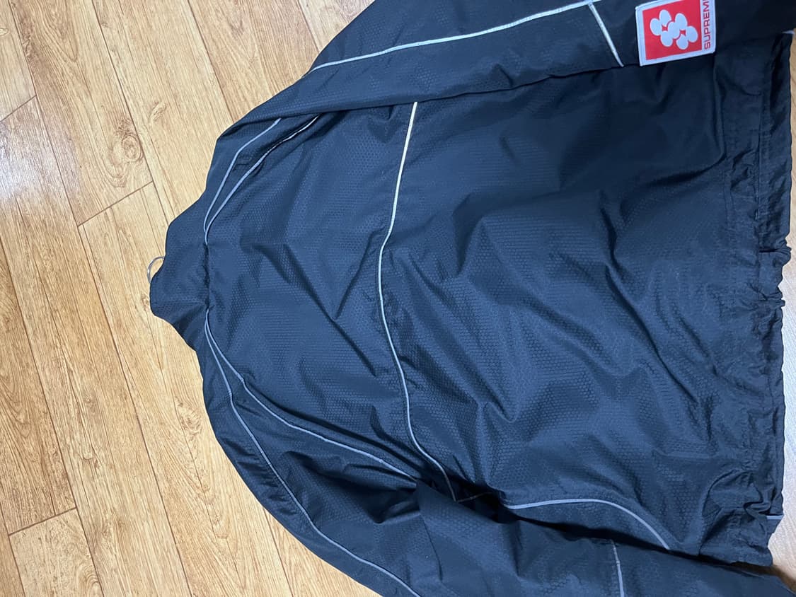 슈프림 리플렉티브 파이핑 풀오버 블랙 L 24FW 상품이미지3