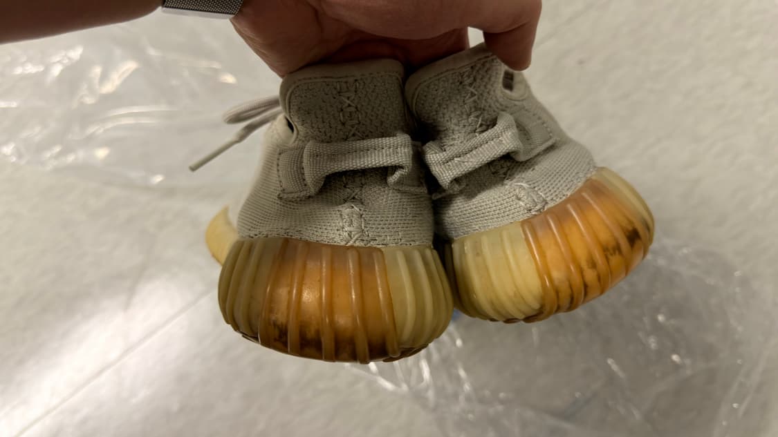 아디다스 이지부스트 세서미 상품이미지7