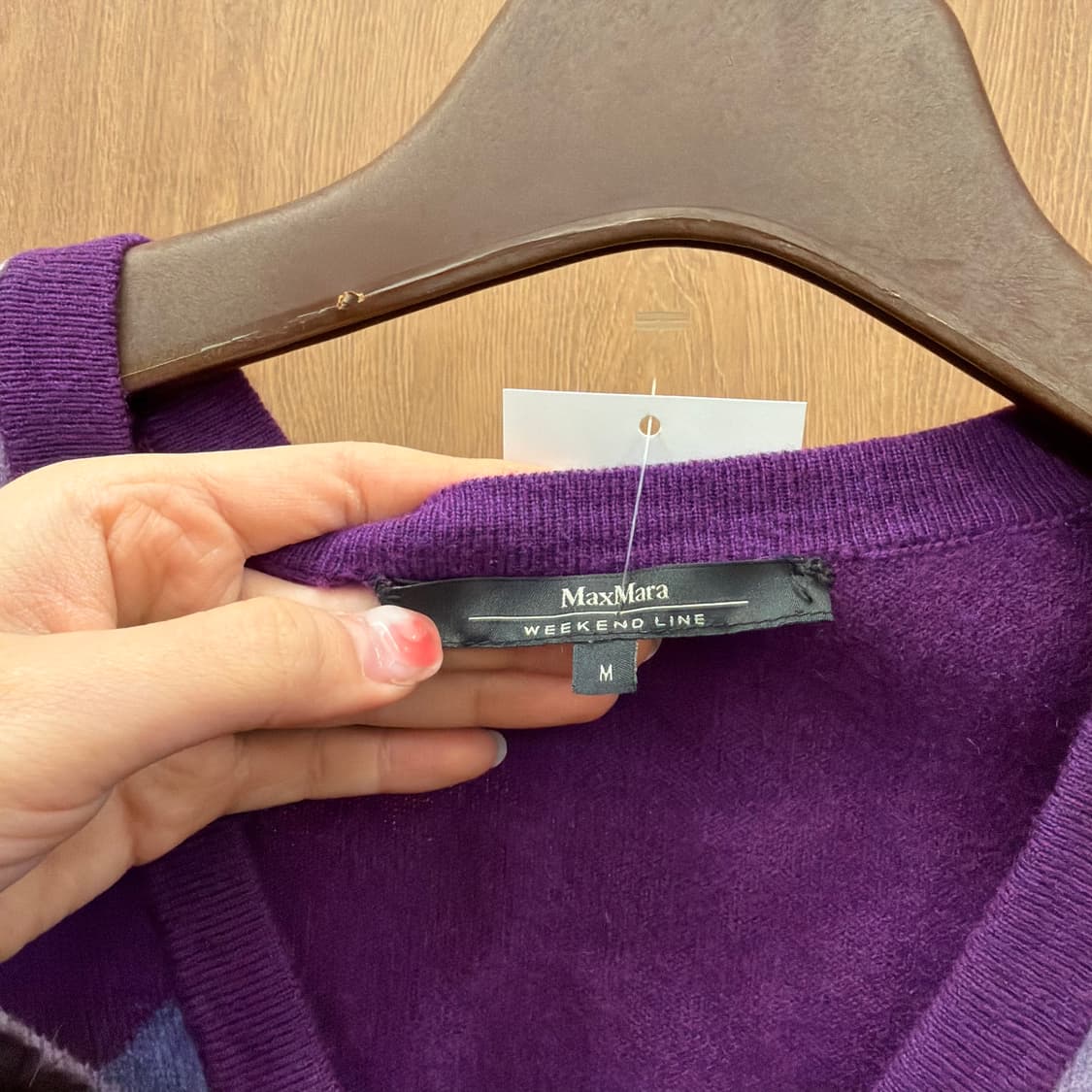 막스마라 위켄드 브이넥 니트 가디건 아가일 패턴 배색 디테일 퍼플 상품이미지6