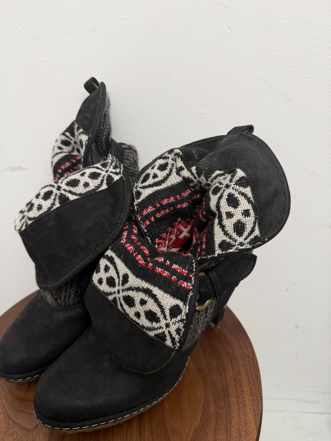 그레이 니트 버클 부츠  상품이미지3