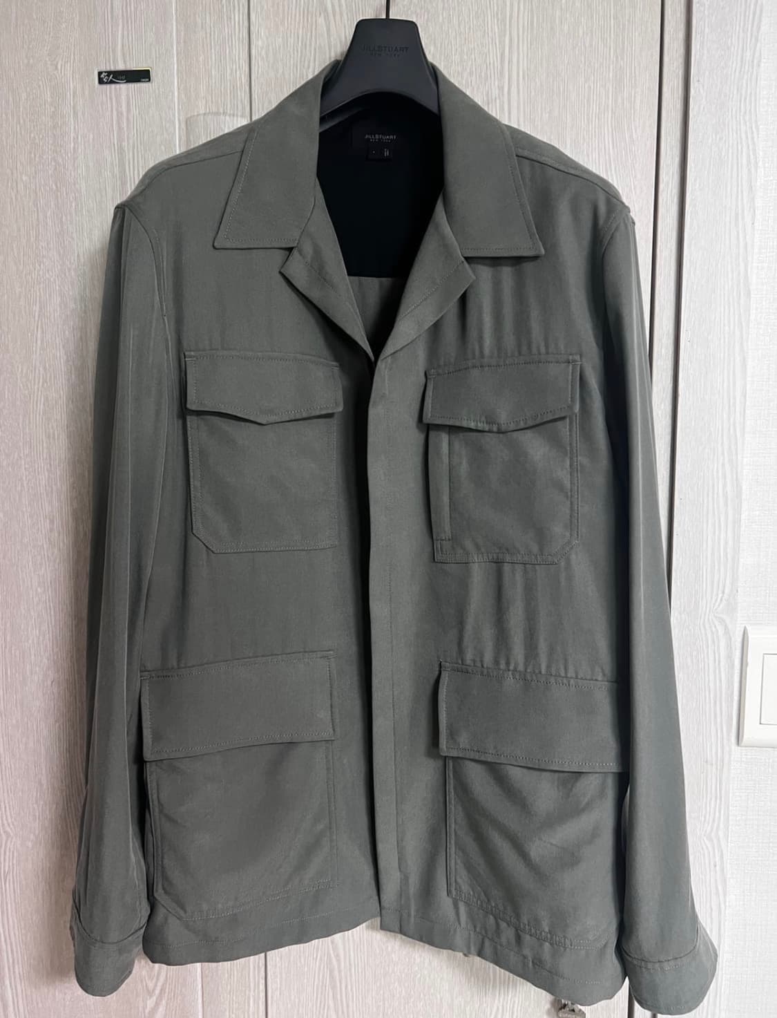 질스튜어트뉴욕 트윌 사파리 점퍼 판매합니다 상품이미지1