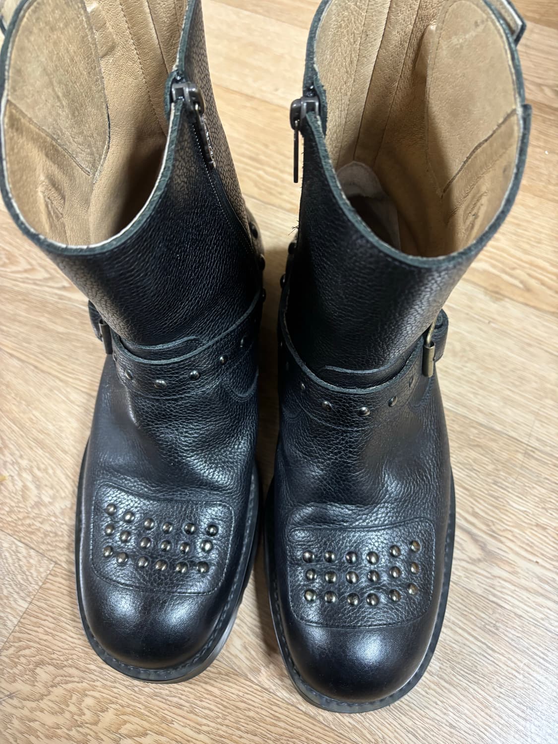 스터드 부츠 상품이미지1