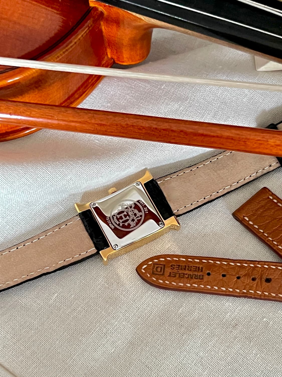 에르메스 H 아워 골드 시계 / 정품감정 . 케어 상품이미지4