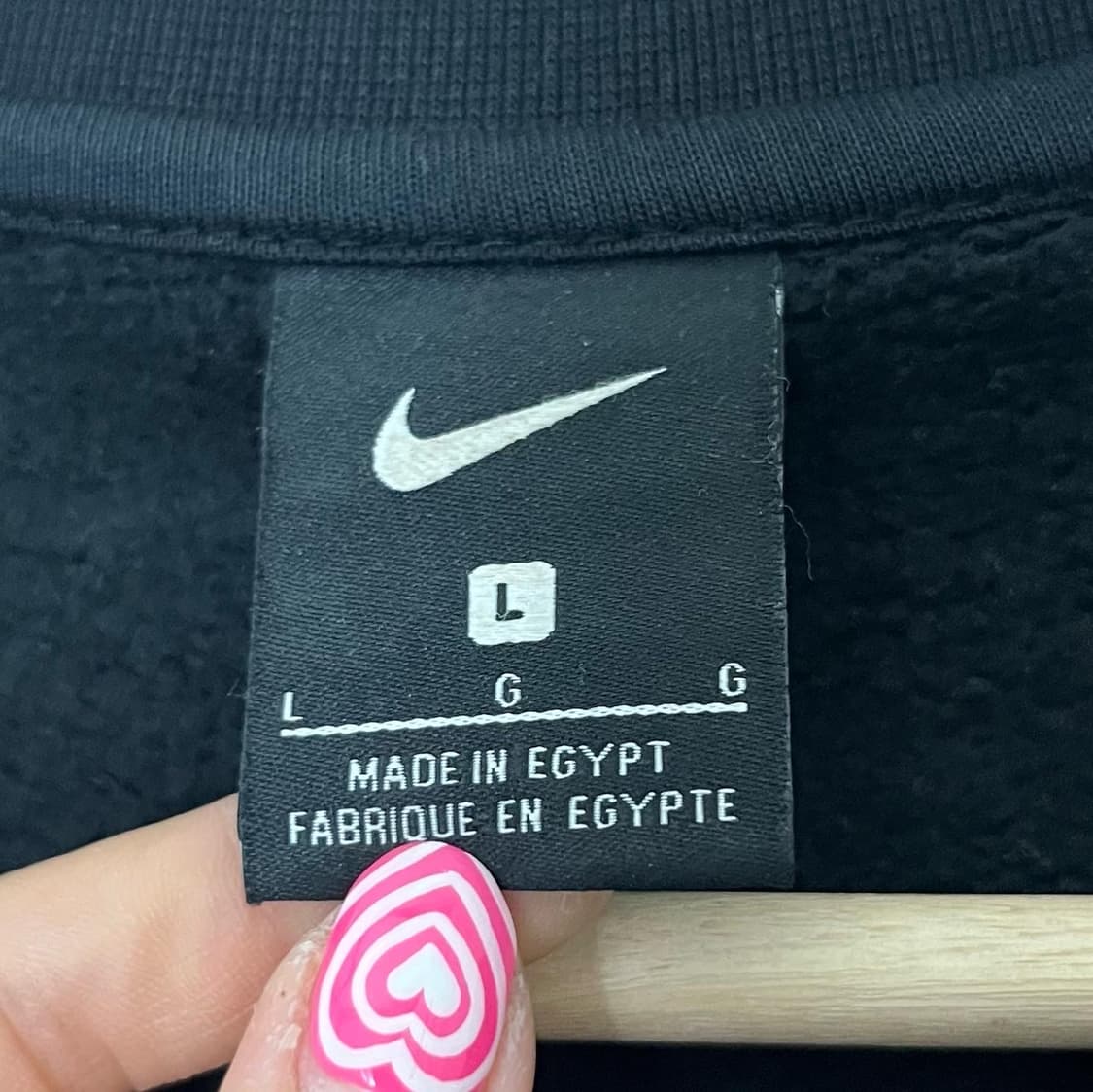 나이키 블랙 라운드 스몰로고 맨투맨 상품이미지6