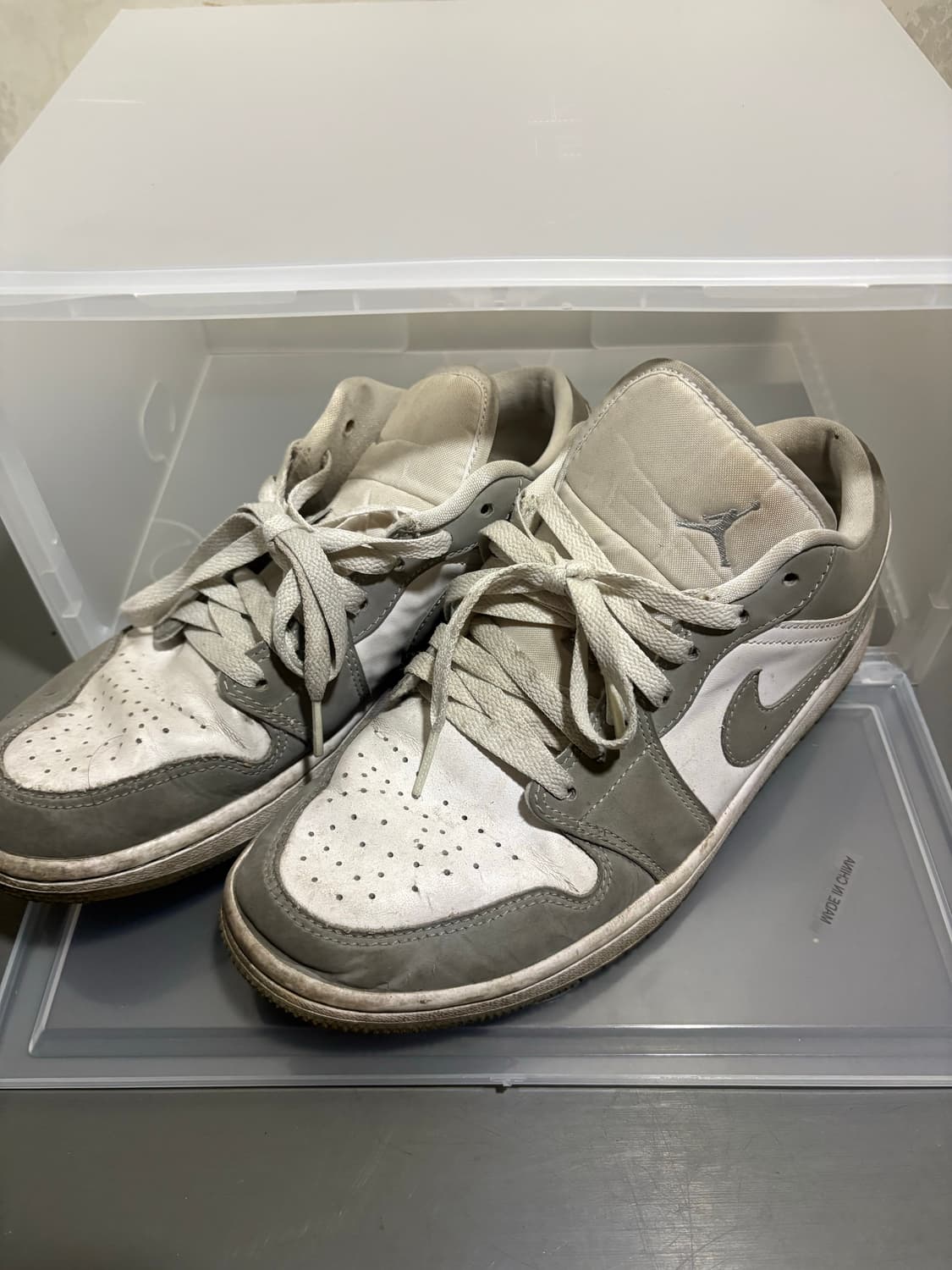 나이키 에어 조던 1 그레이 상품이미지1