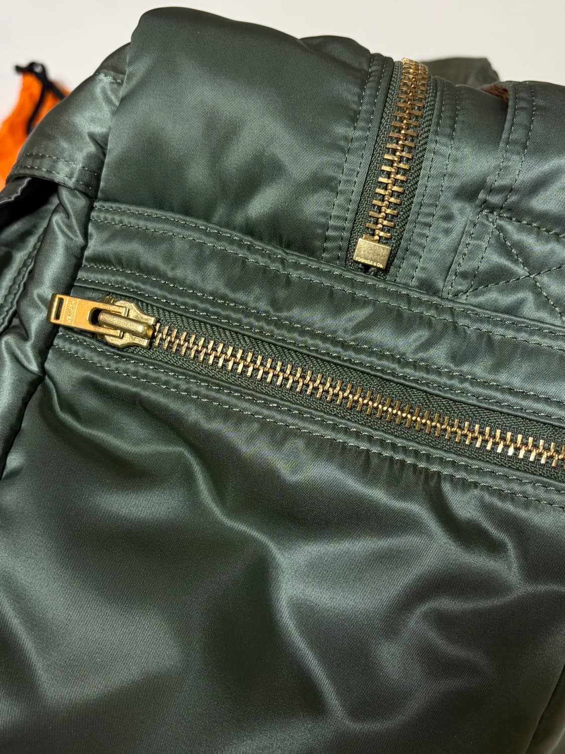 요시다포터 탱커 더플백 세이지그린  상품이미지5