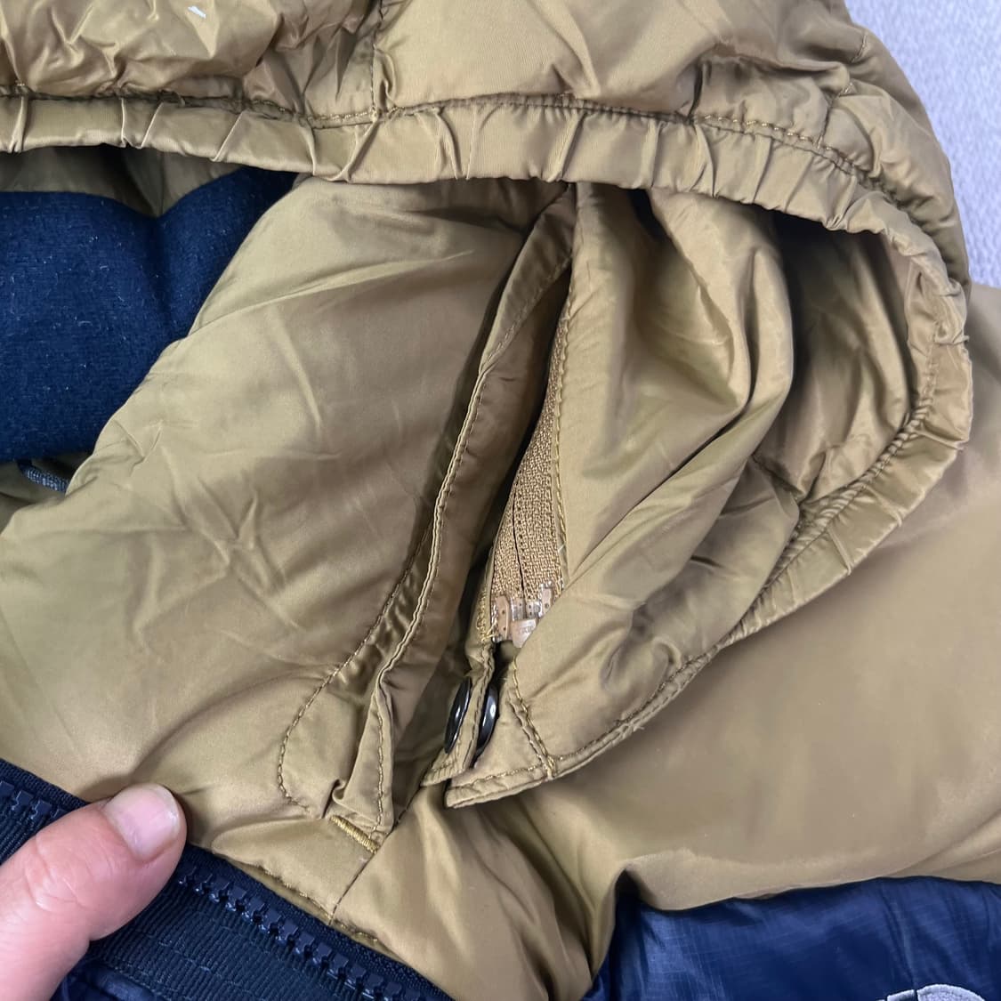 100 노스페이스 700 눕시 후디 경량패딩 상품이미지4