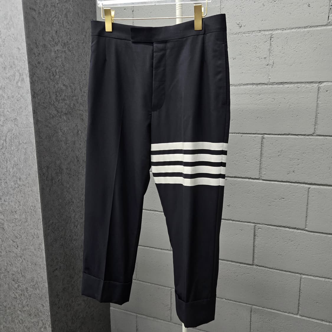 백화점판 / 톰브라운 4BAR 금장 울 블레이저 슬랙스 수트 셋업 1 상품이미지7