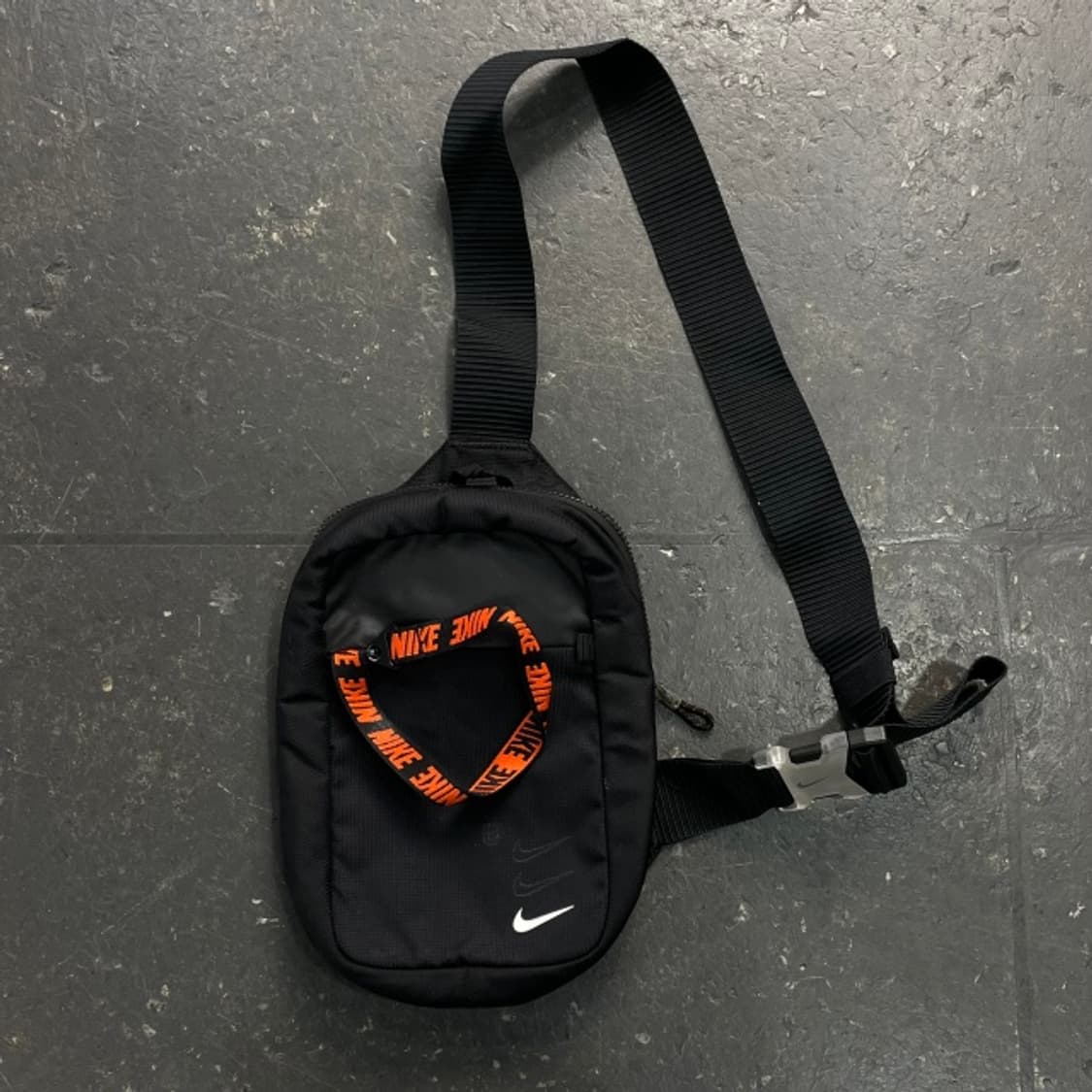 나이키 슬링백  상품이미지1