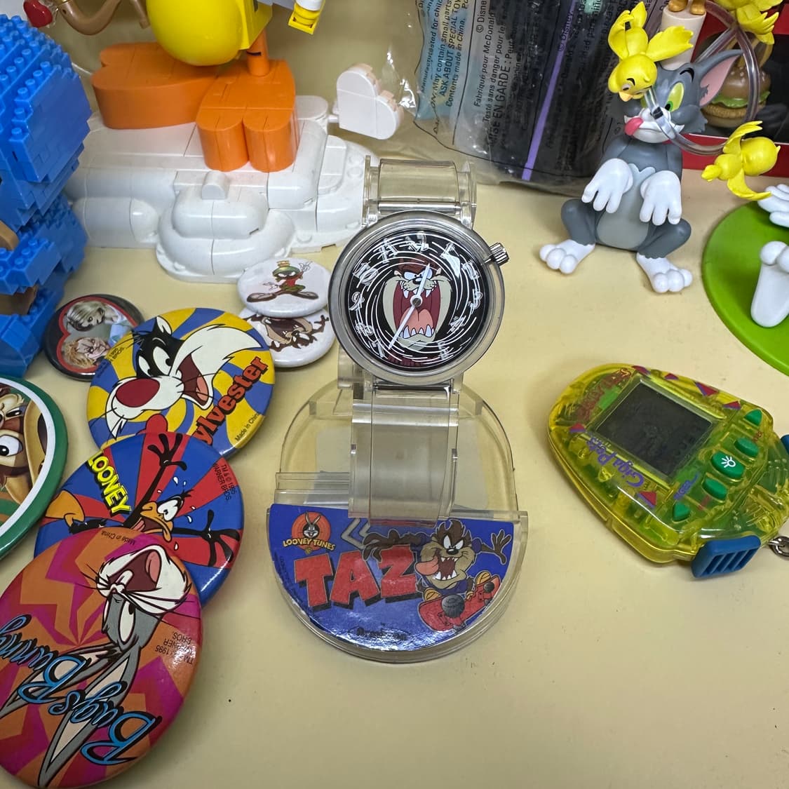 97 looney tunes taz transparent watch 상품이미지1