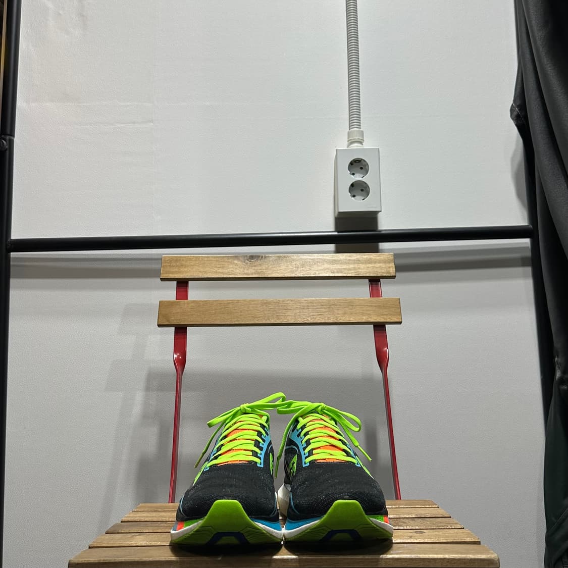 UK8 270) 써코니 런닝화 남성 남자 러닝화 엔돌핀 스피드 상품이미지2