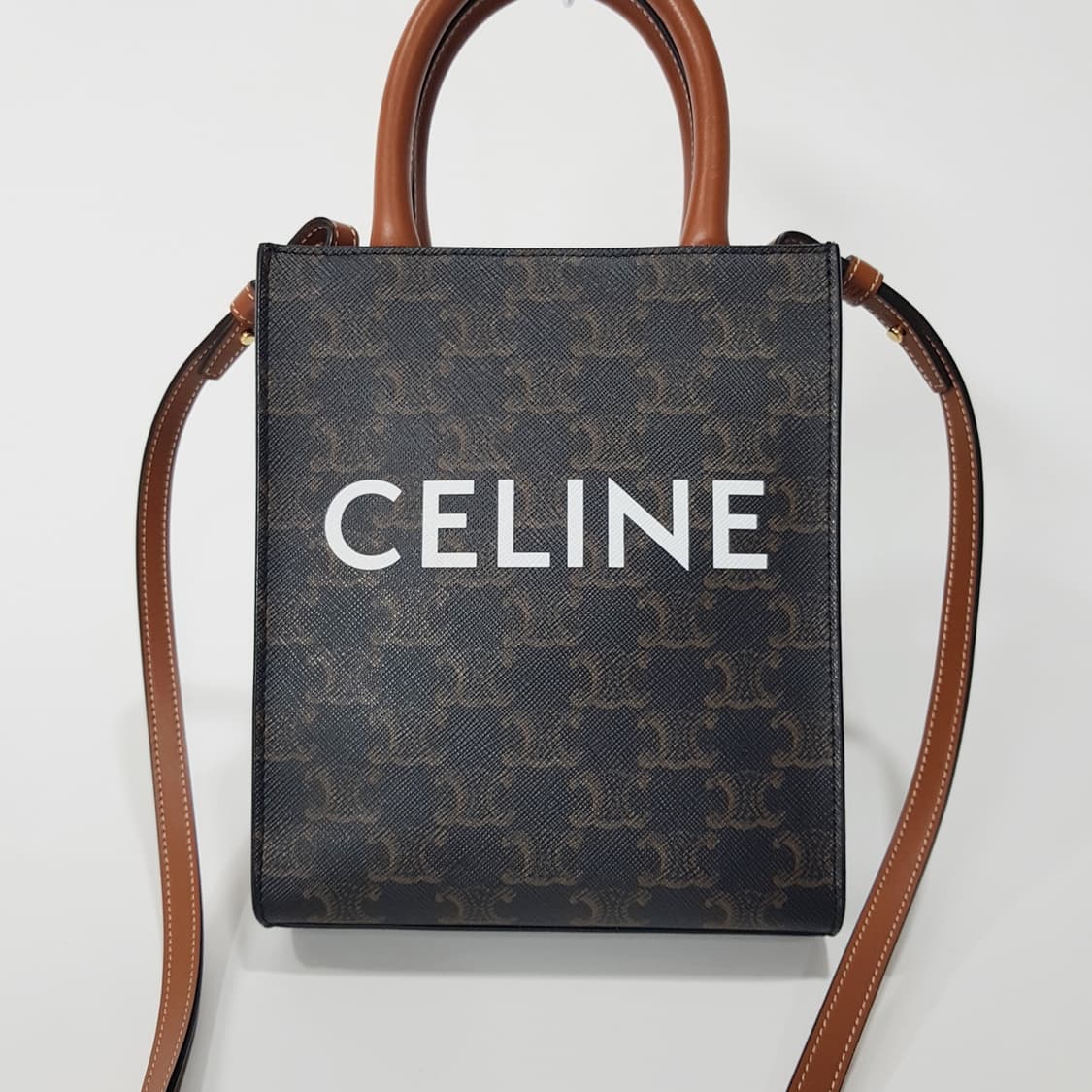 셀린느 트리오페 카바스 미니 토트 크로스백 상품이미지2