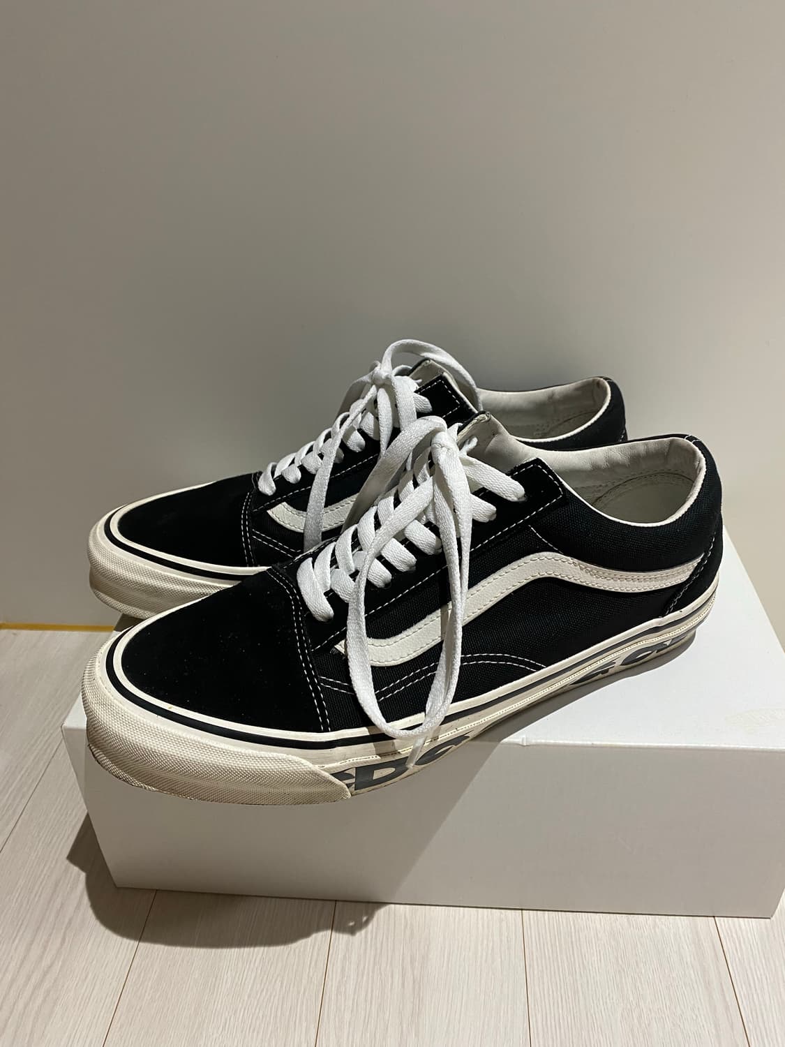 꼼데 반스 볼트 올드스쿨 LX 사이드 월 상품이미지1